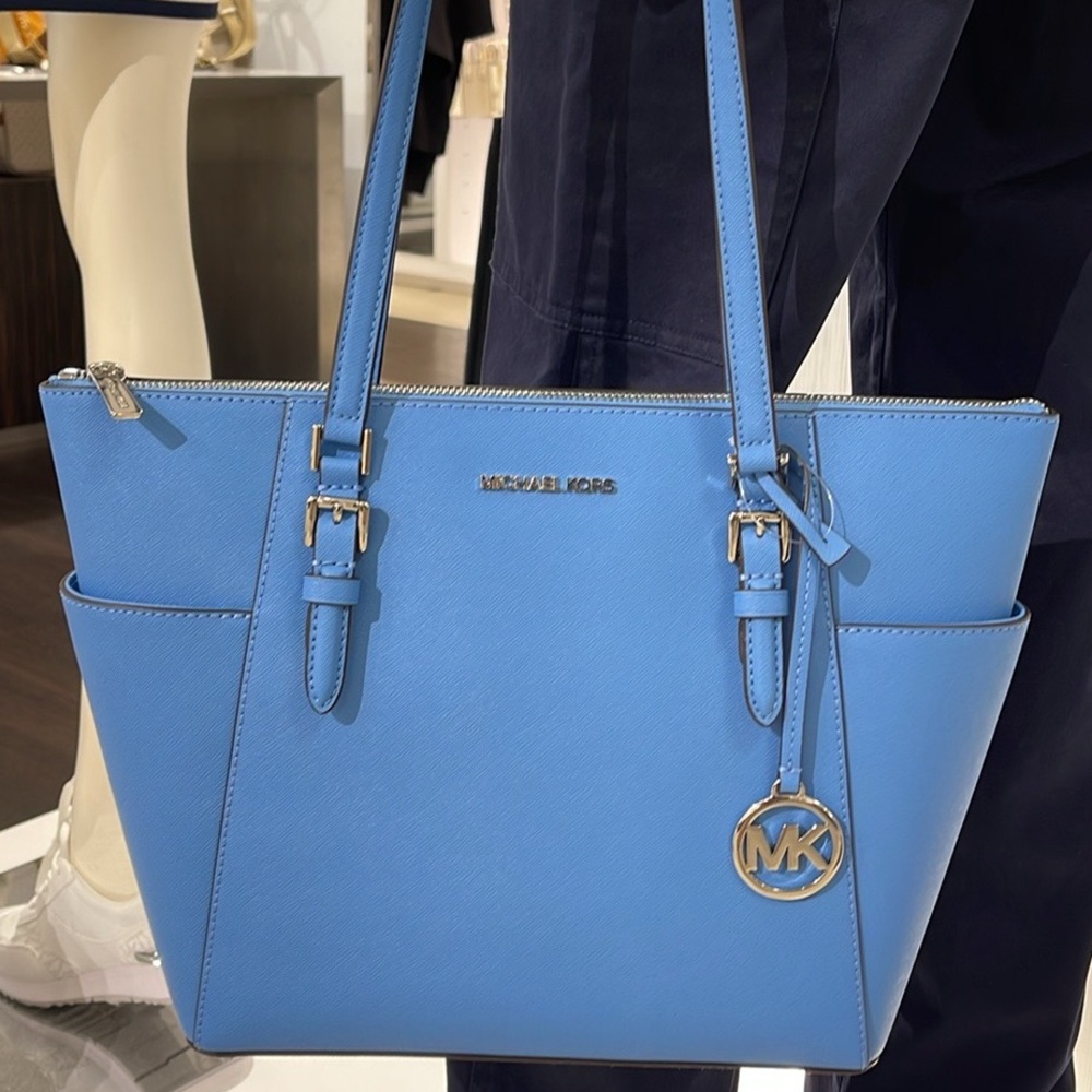 MICHAEL KORS
Jet Set Large Crossgrain Leather Top-Zip Charlotte Tote Bag
NWT - Picture 1 of 16